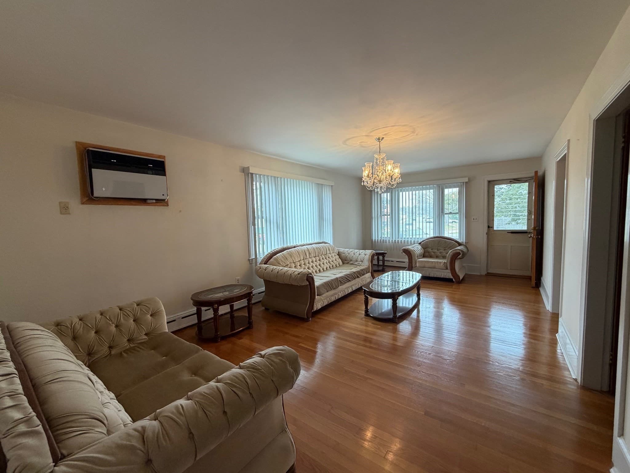 Single Family Residence at 366 Conduit St, New Bedford MA 02745, New Bedford, photo 4 of 19
