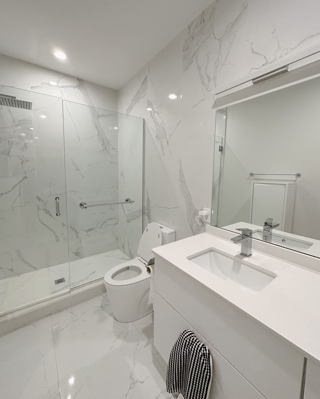 Condominium at 340 W 2nd St, Boston MA 02127, Boston, photo 8 of 23