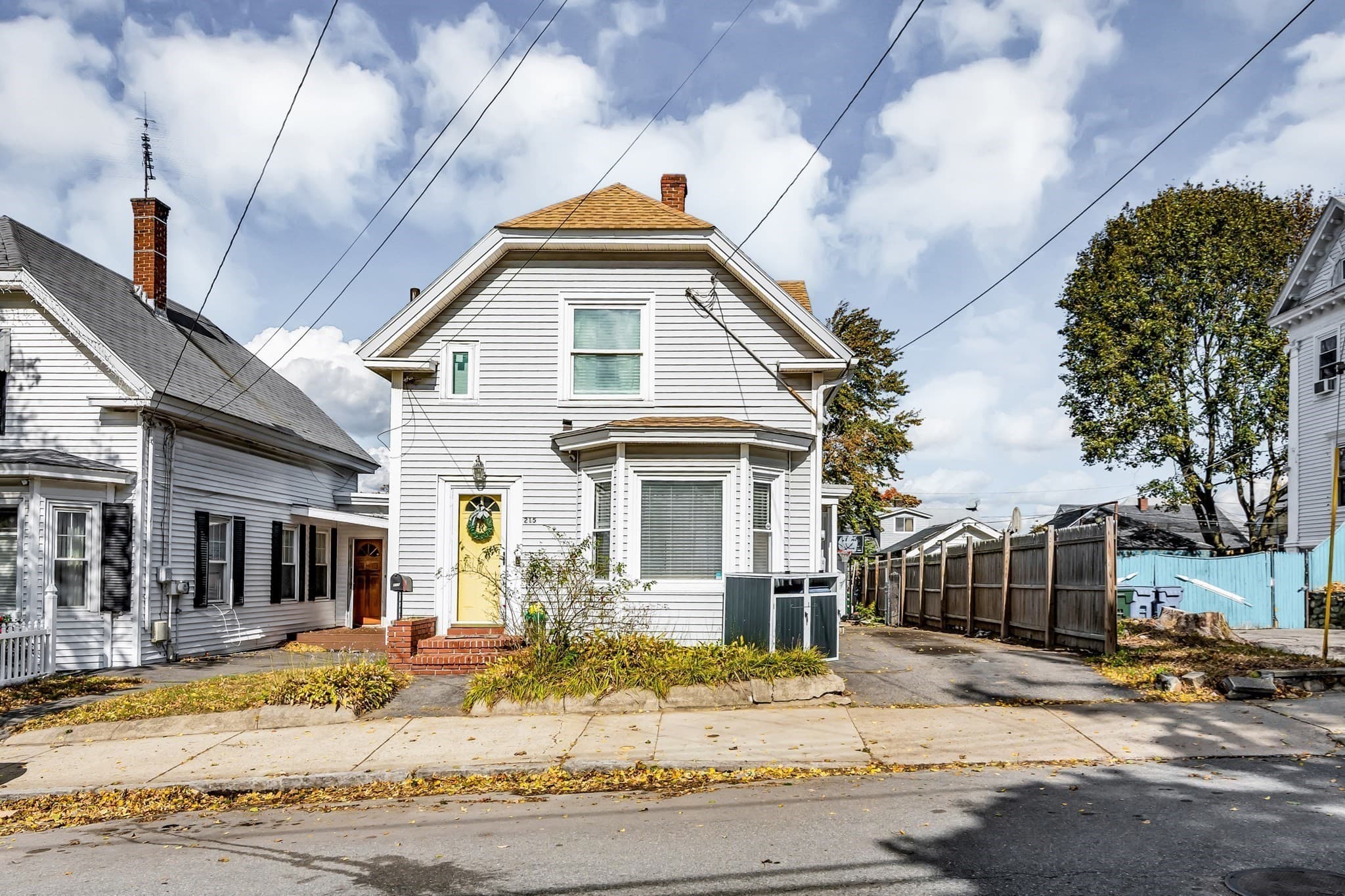 Single Family Residence at 215 Ferry St, Lawrence MA 01841, Lawrence, photo 2 of 35