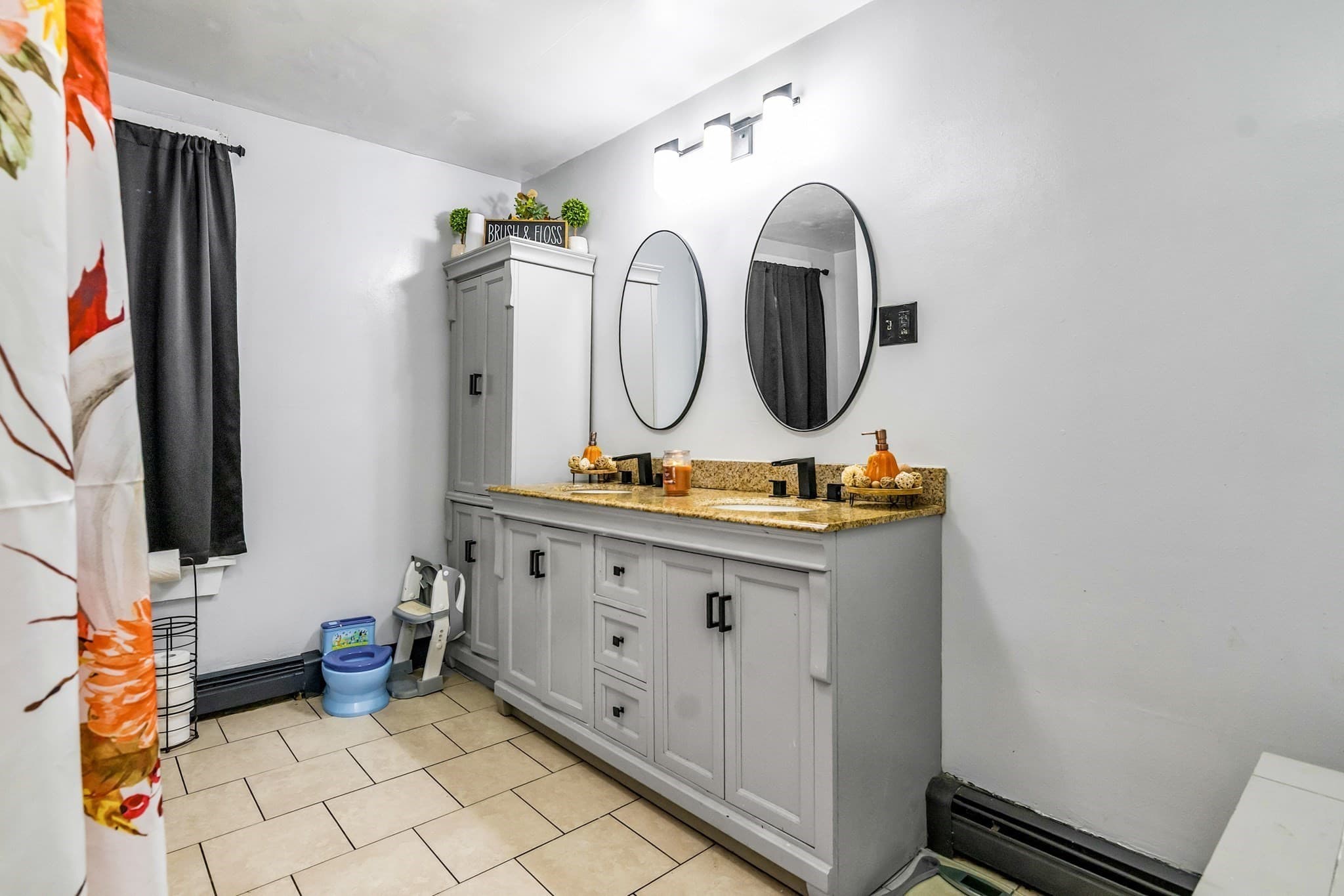 Single Family Residence at 215 Ferry St, Lawrence MA 01841, Lawrence, photo 16 of 35