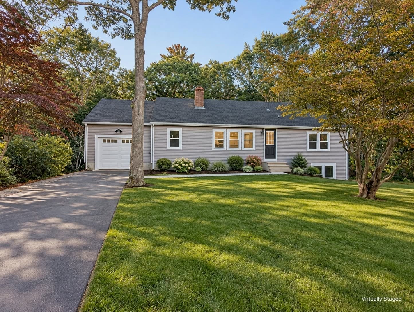 Single Family Residence at 562 Mariner Cir, Barnstable MA 02635, Barnstable, photo 2 of 12