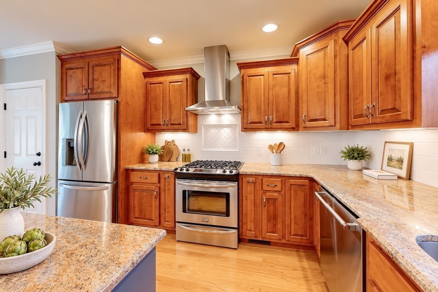 Condominium at 1 Thurston Pl # 1, Medfield MA 02052, Medfield, photo 7 of 26