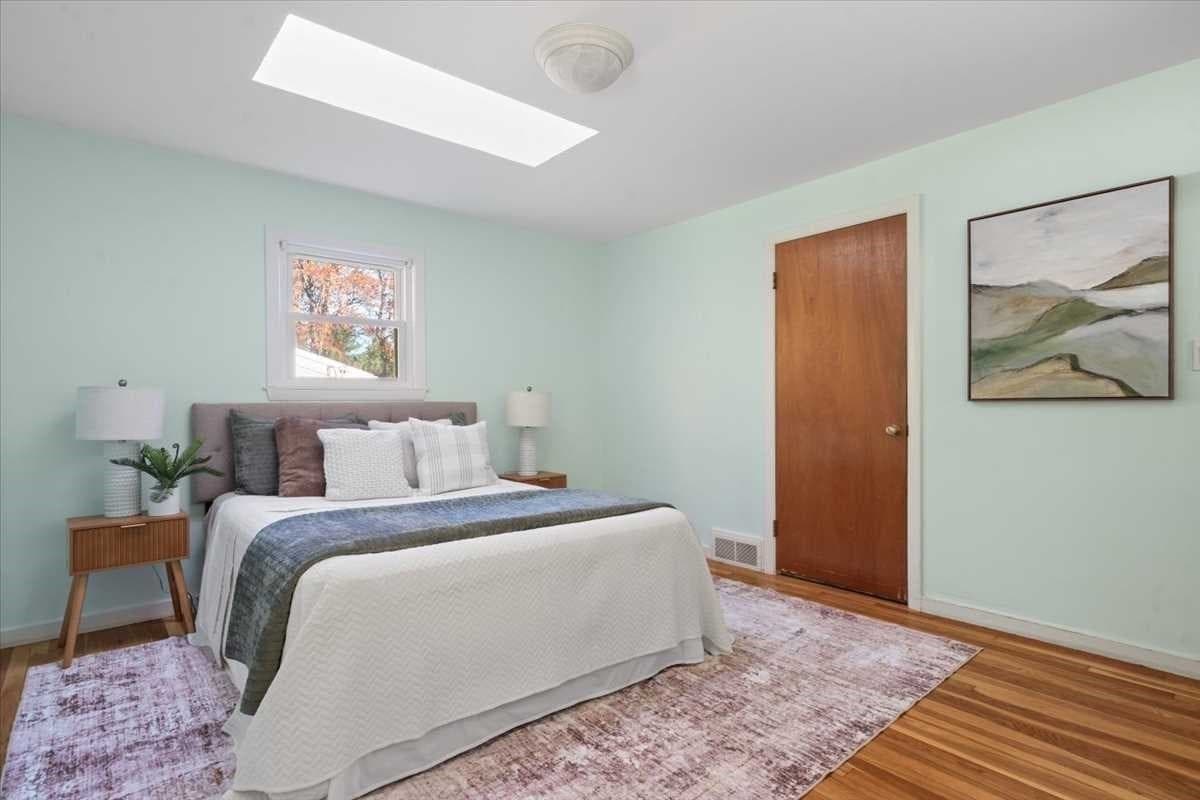 Single Family Residence at 29 Laurel Hill Ln, Holden MA 01520, photo 17 of 30