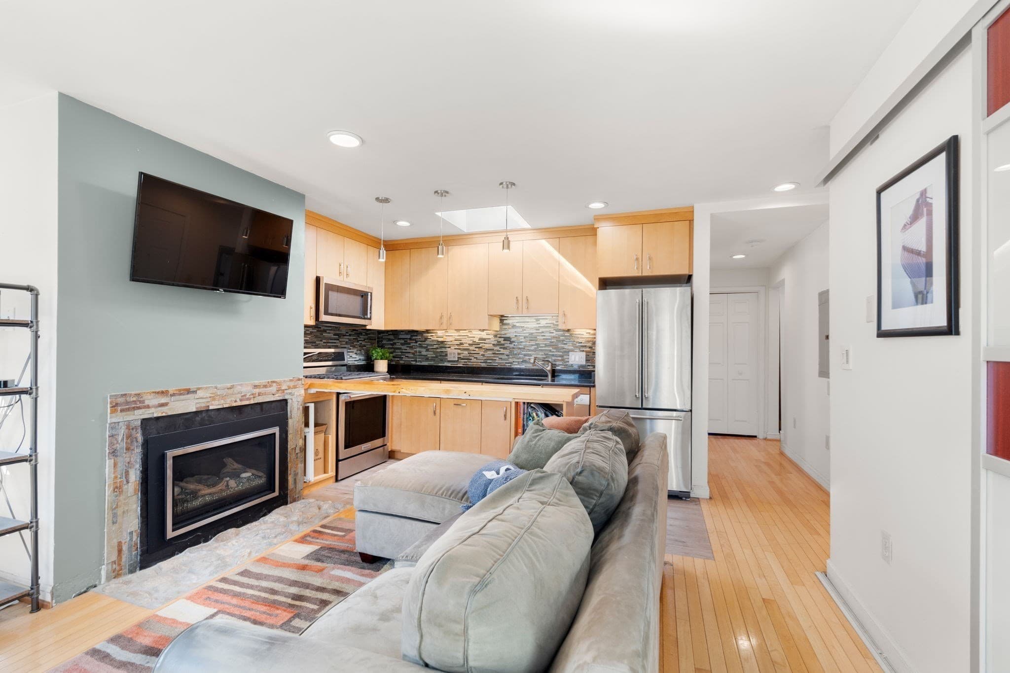 Condominium at 239 Dorchester St # 3, Boston MA 02127, Boston, photo 3 of 17