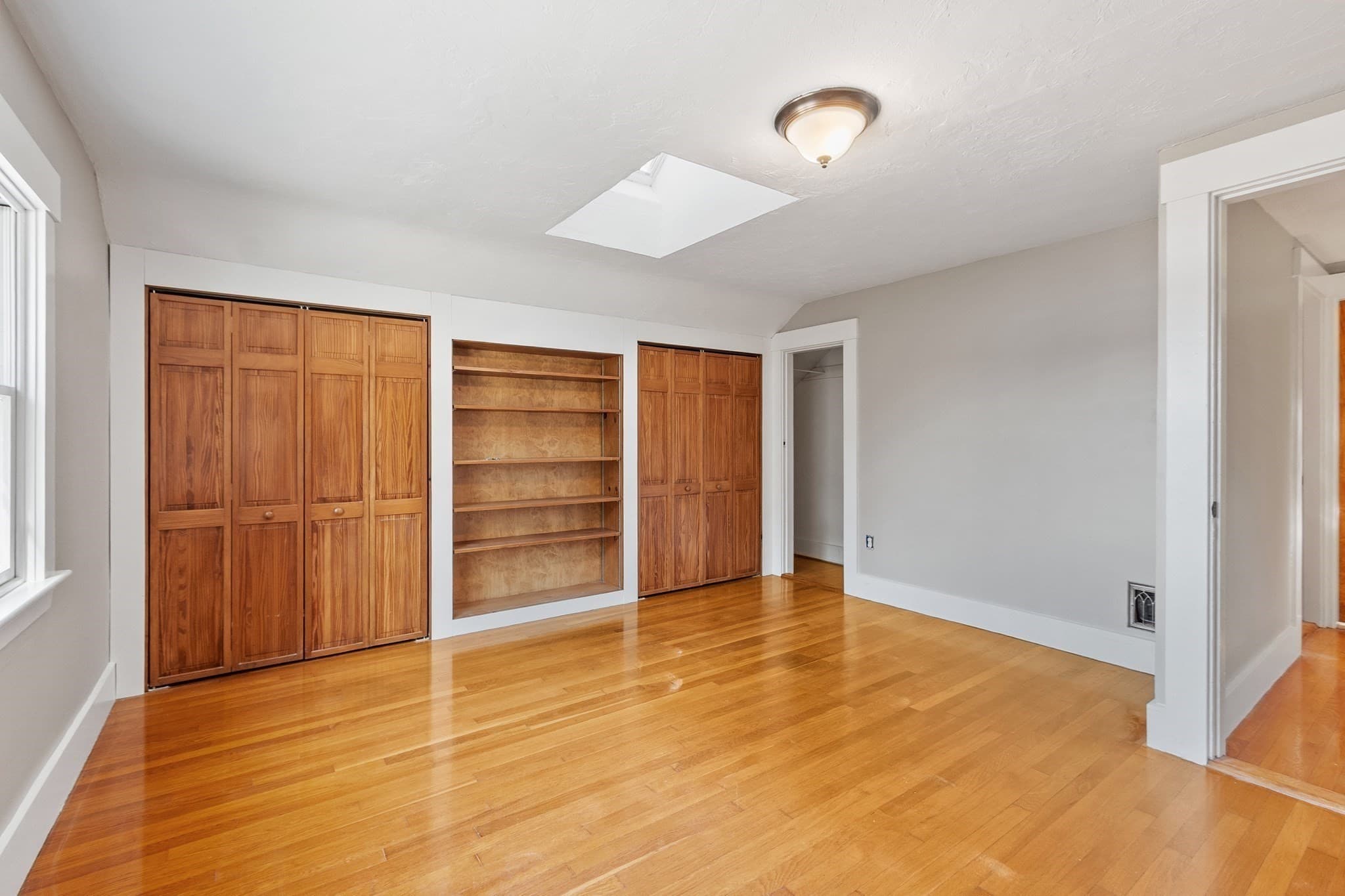 Single Family Residence at 8 Winter St, Southborough MA 01745, Southborough, photo 23 of 41