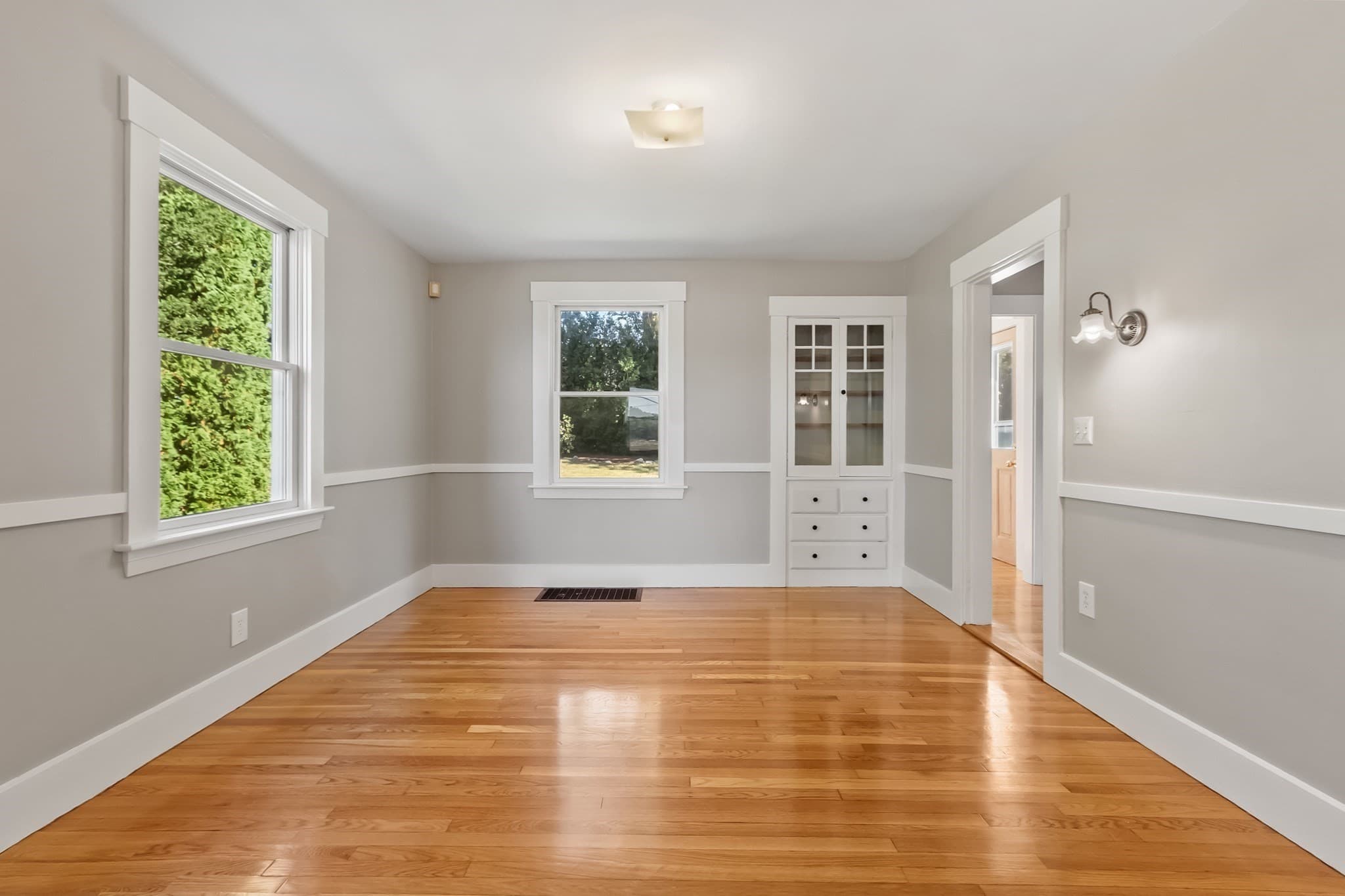Single Family Residence at 8 Winter St, Southborough MA 01745, Southborough, photo 13 of 41