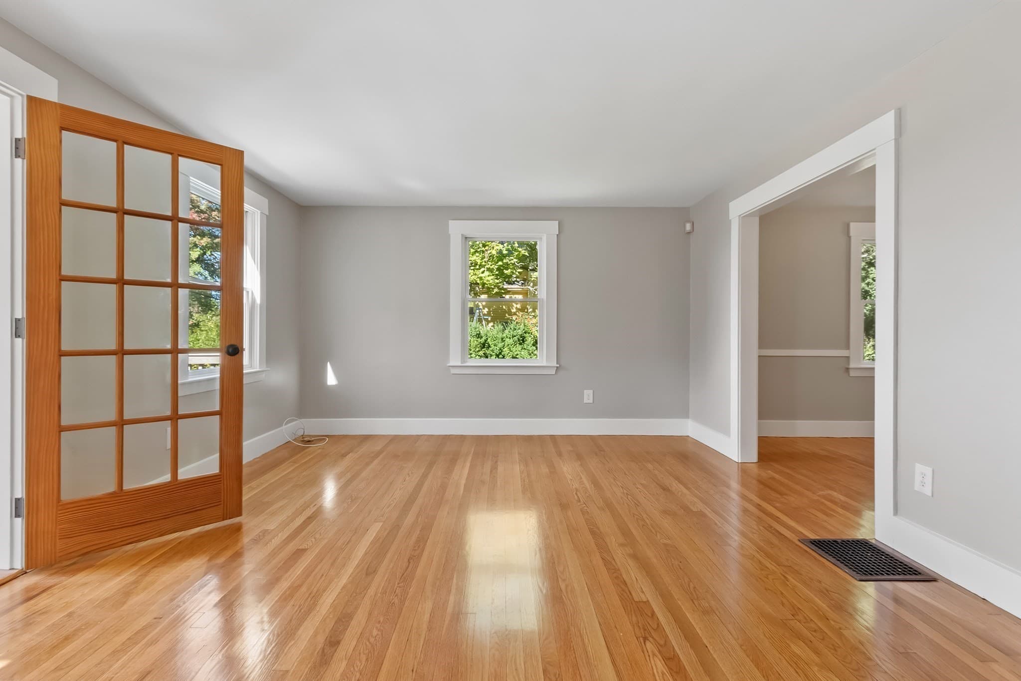 Single Family Residence at 8 Winter St, Southborough MA 01745, Southborough, photo 10 of 41