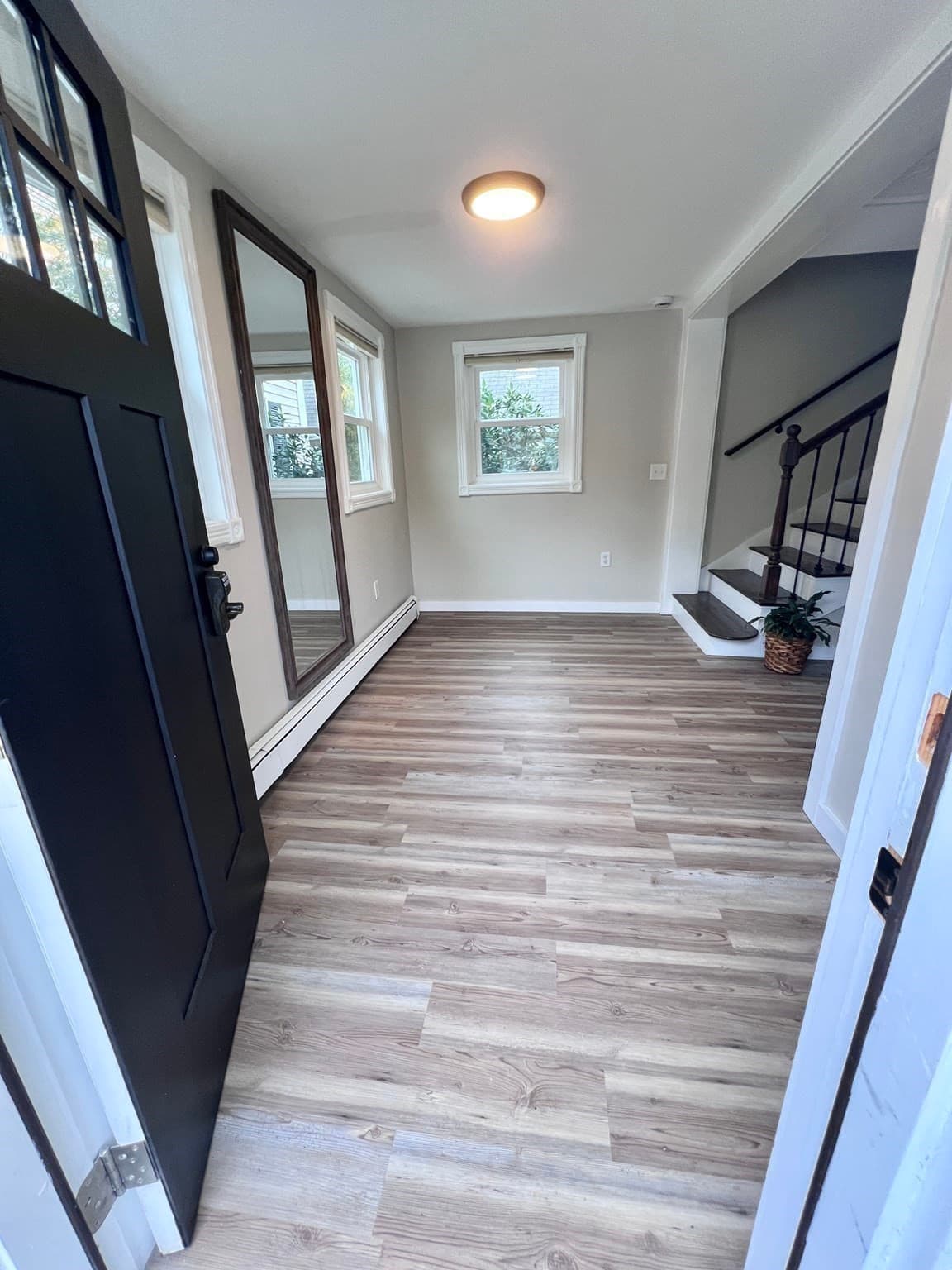 Single Family Residence at 23 Stowe Ct, Hudson MA 01749, Hudson, photo 6 of 40
