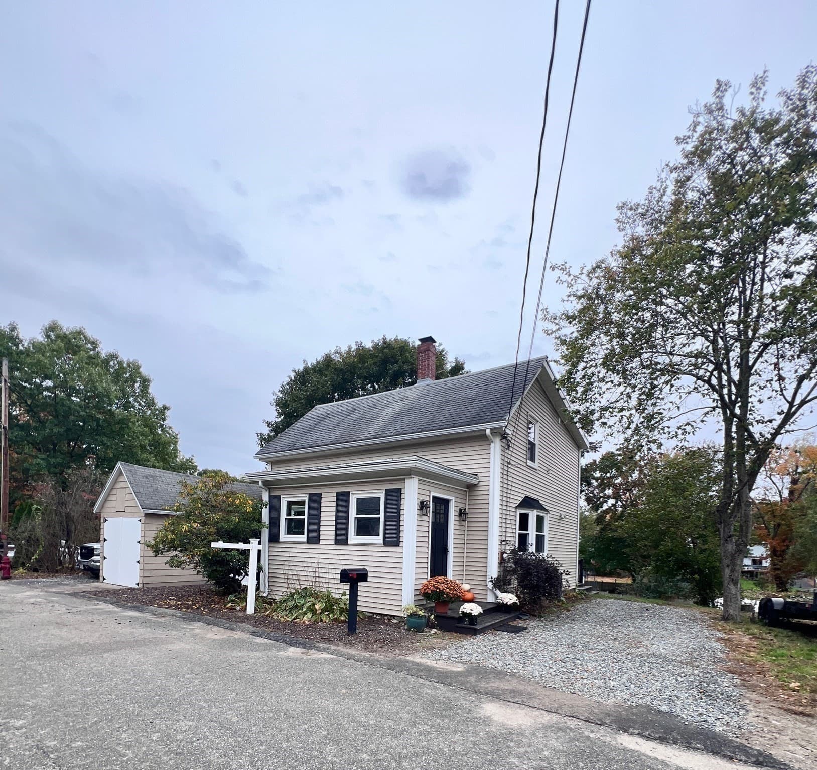 Single Family Residence at 23 Stowe Ct, Hudson MA 01749, Hudson, photo 3 of 40