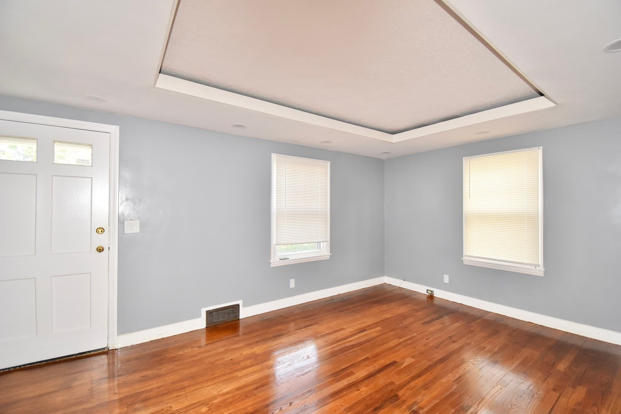 Single Family Residence at 95 Kingsley St, Springfield MA 01104, Springfield, photo 11 of 26