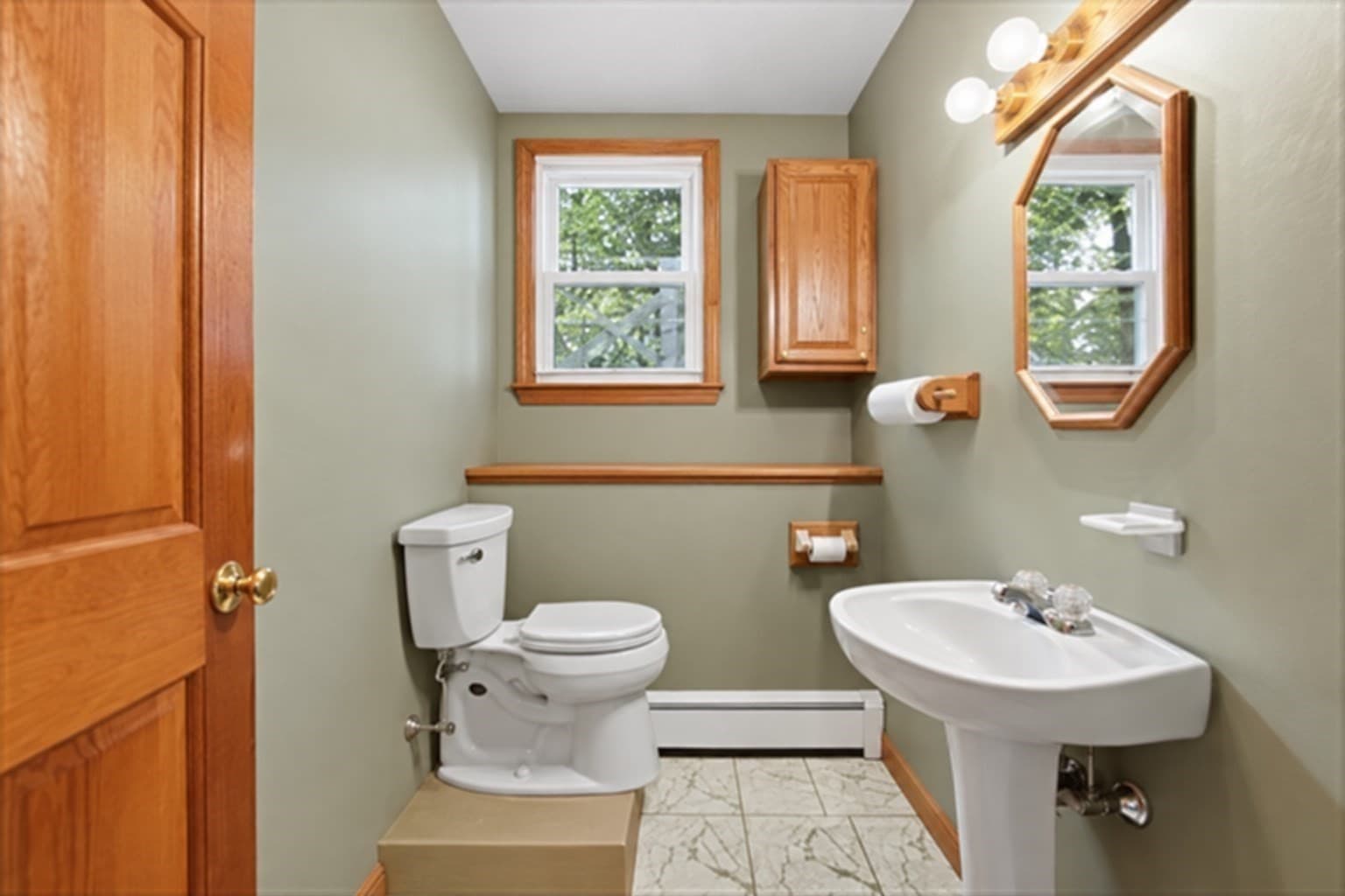 Single Family Residence at 16 Sequoia Lane, Uxbridge MA 01569, Uxbridge, photo 27 of 42