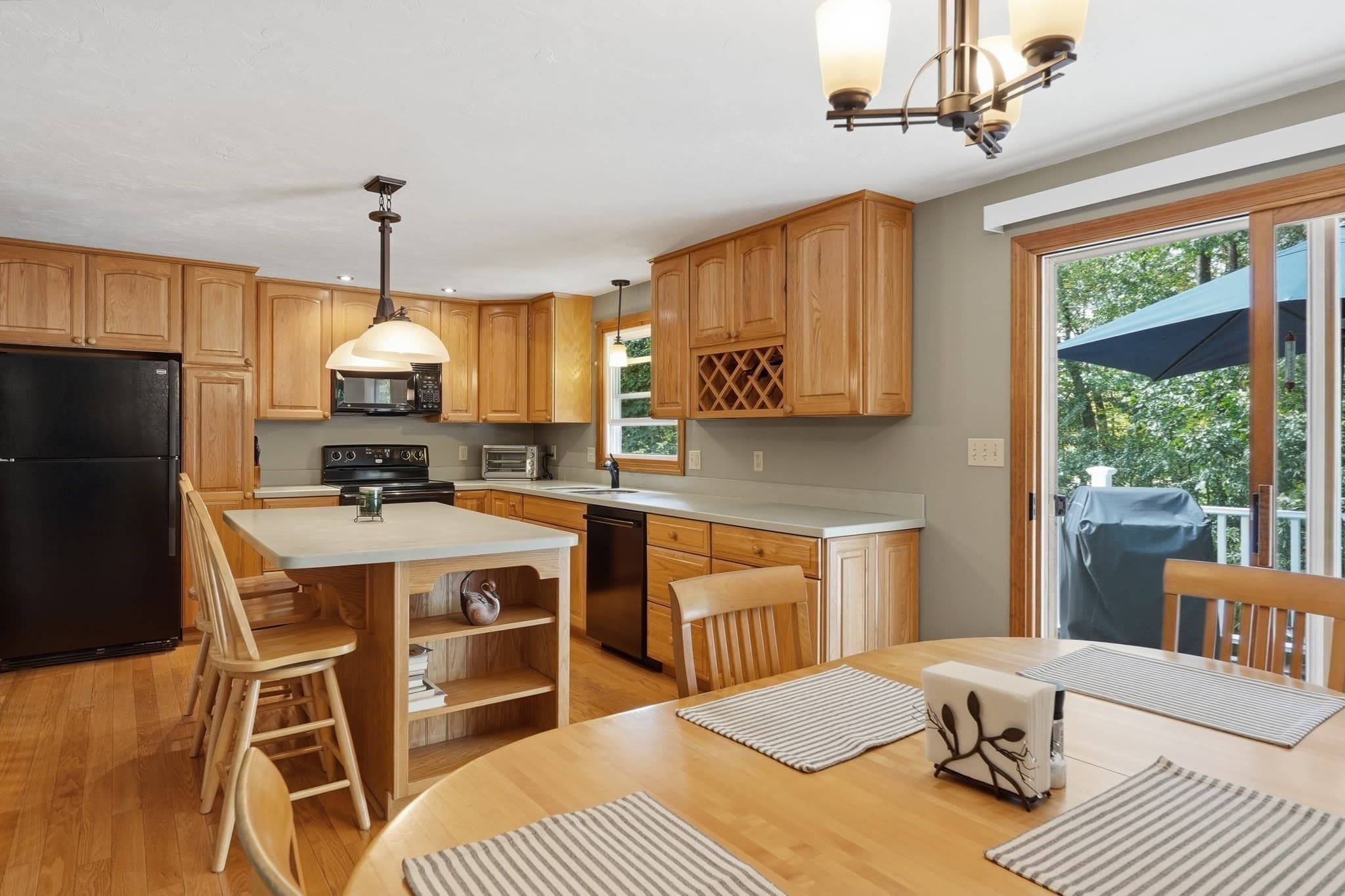 Single Family Residence at 16 Sequoia Lane, Uxbridge MA 01569, Uxbridge, photo 13 of 42