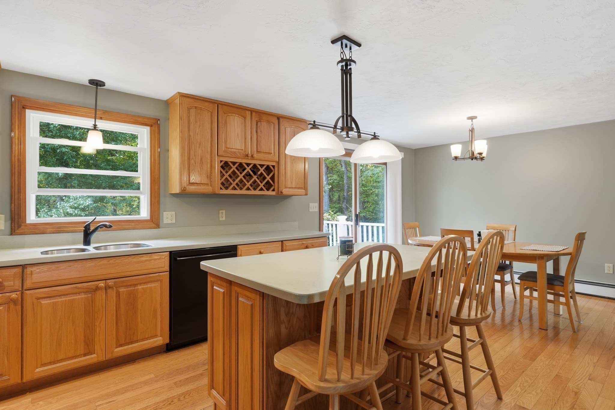 Single Family Residence at 16 Sequoia Lane, Uxbridge MA 01569, Uxbridge, photo 12 of 42