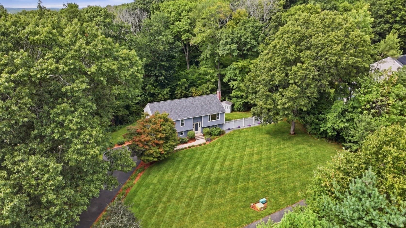 Single Family Residence at 16 Sequoia Lane, Uxbridge MA 01569, Uxbridge, photo 37 of 42