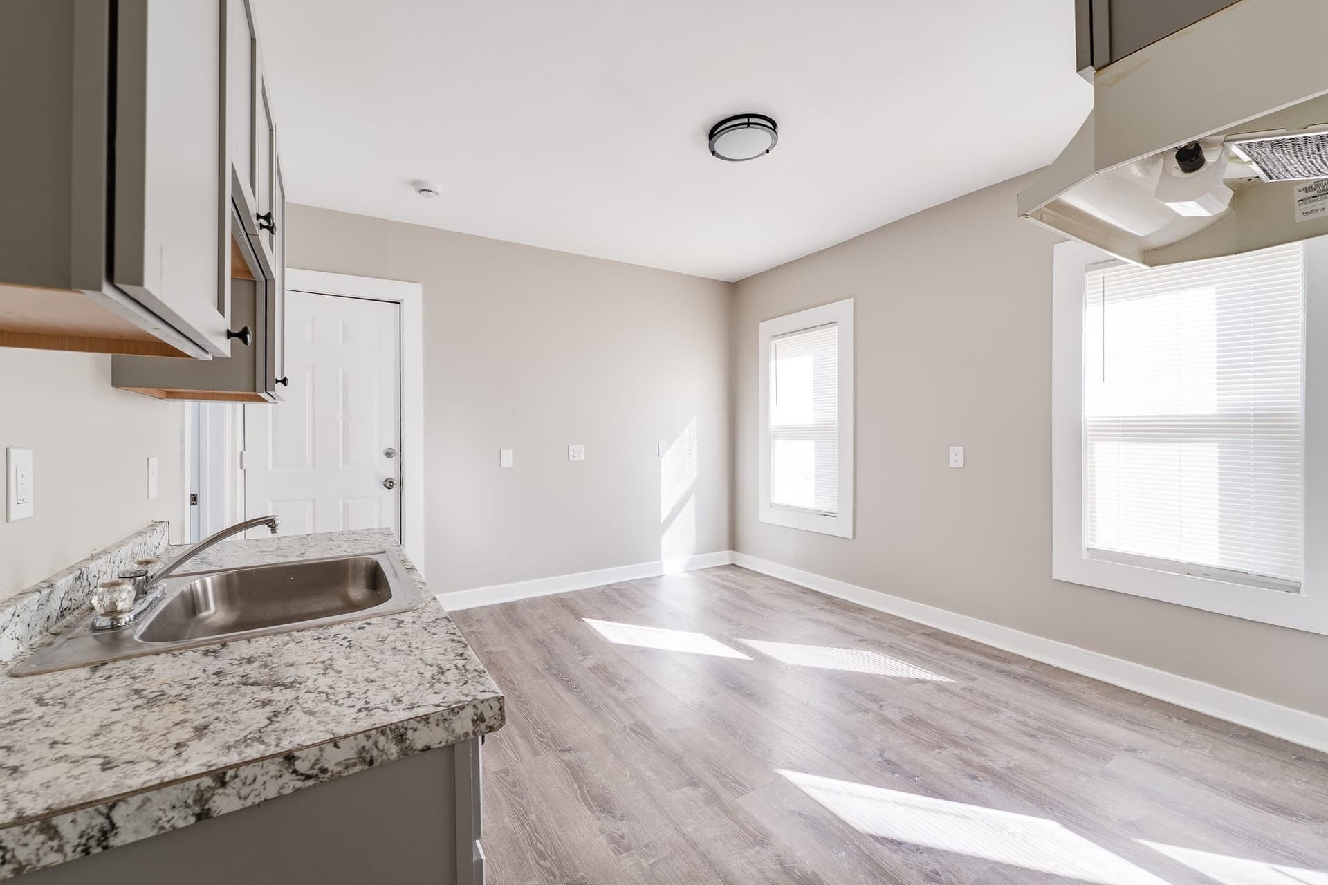 Apartment at 47 Beech Street # 2, Springfield MA 01105, photo 5 of 18