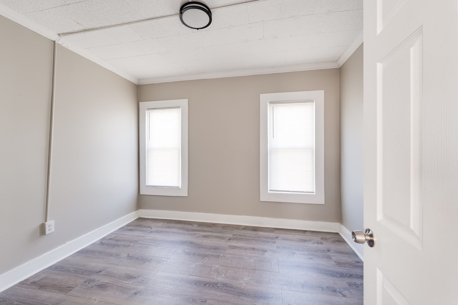 Apartment at 47 Beech Street # 2, Springfield MA 01105, photo 10 of 18