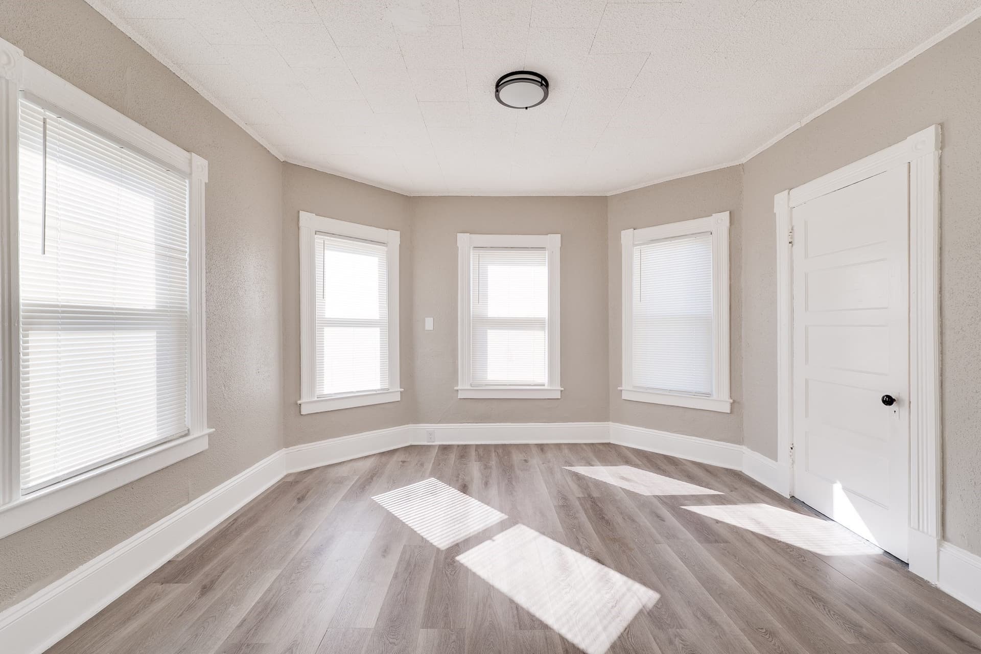 Apartment at 47 Beech Street # 2, Springfield MA 01105, photo 8 of 18