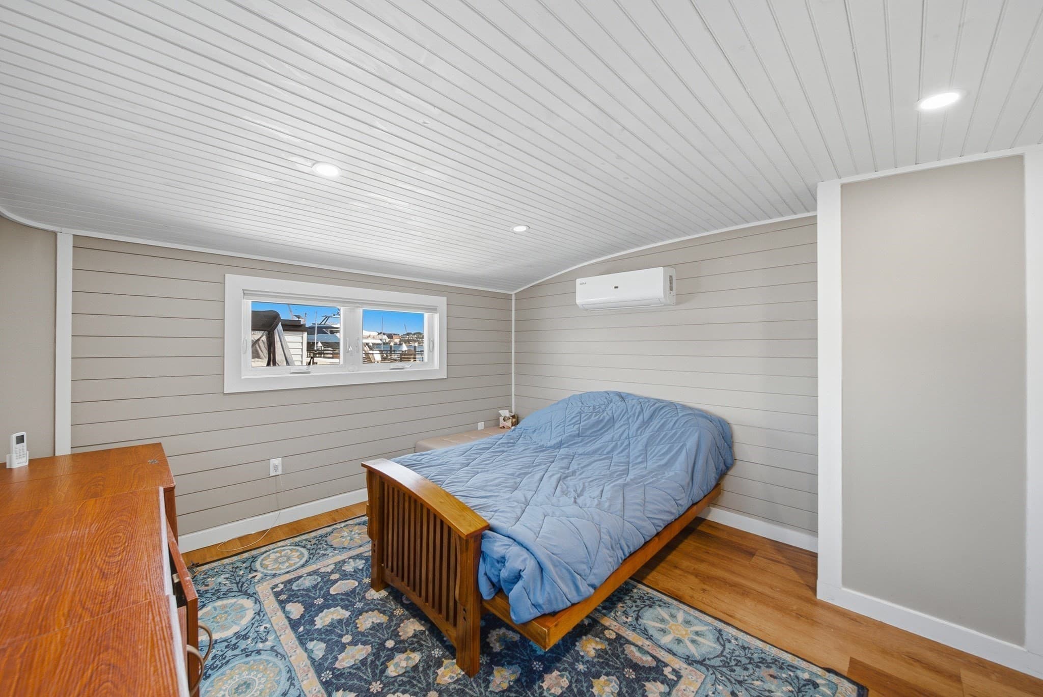 Condominium at 1 Pier 8 13th St # B, Boston MA 02129, Boston, photo 14 of 23