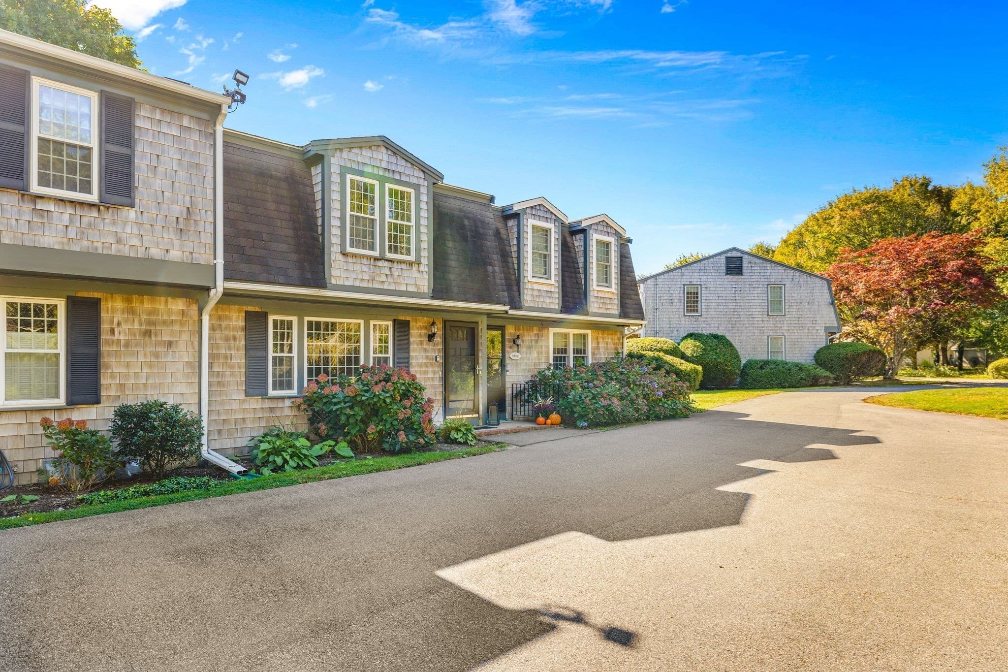 Condominium at 374 Davisville Rd # 4, Falmouth MA 02536, Falmouth, photo 3 of 37