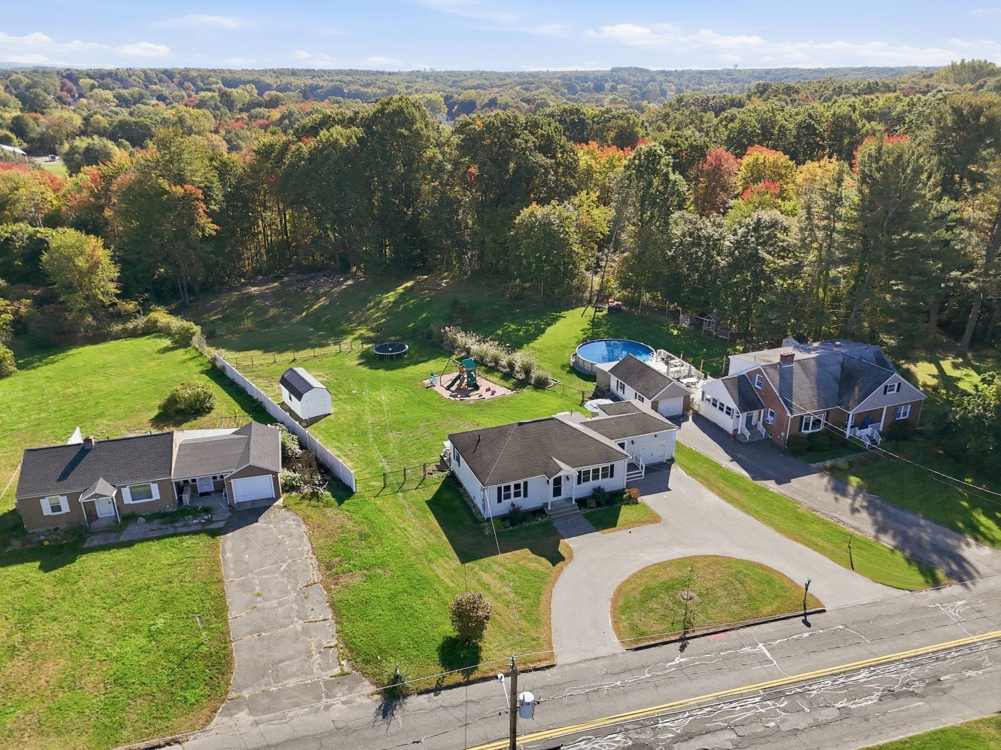191 Lathrop St, South Hadley MA 01075