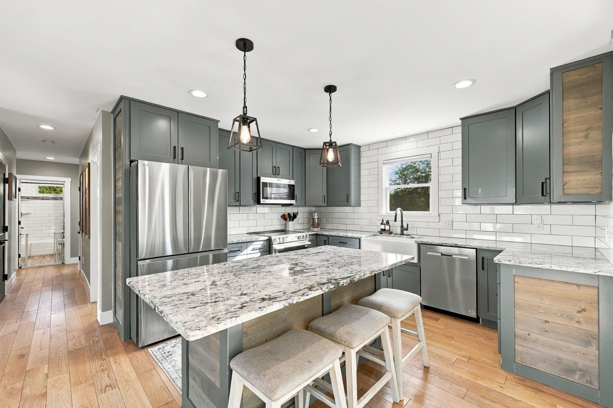Single Family Residence at 191 Lathrop St, South Hadley MA 01075, South Hadley, photo 9 of 41
