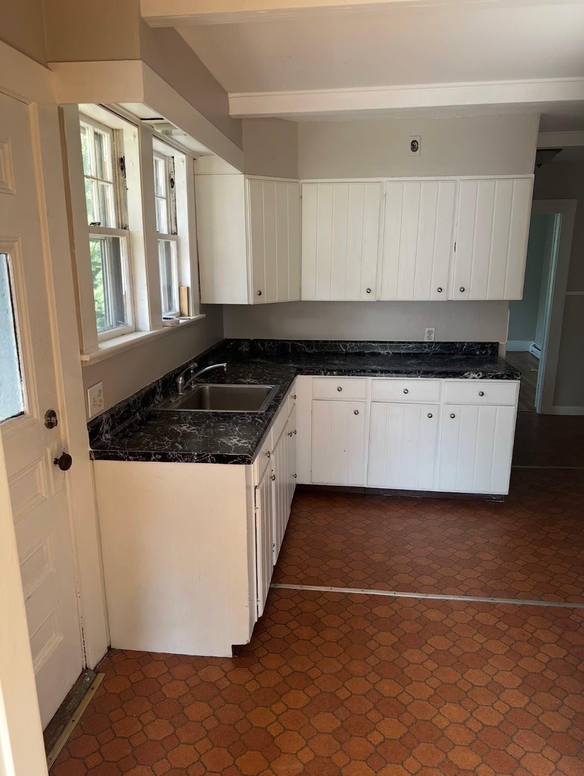 3 Family at 5-7 Bellevue Ave, Ware MA 01082, Ware, photo 2 of 17