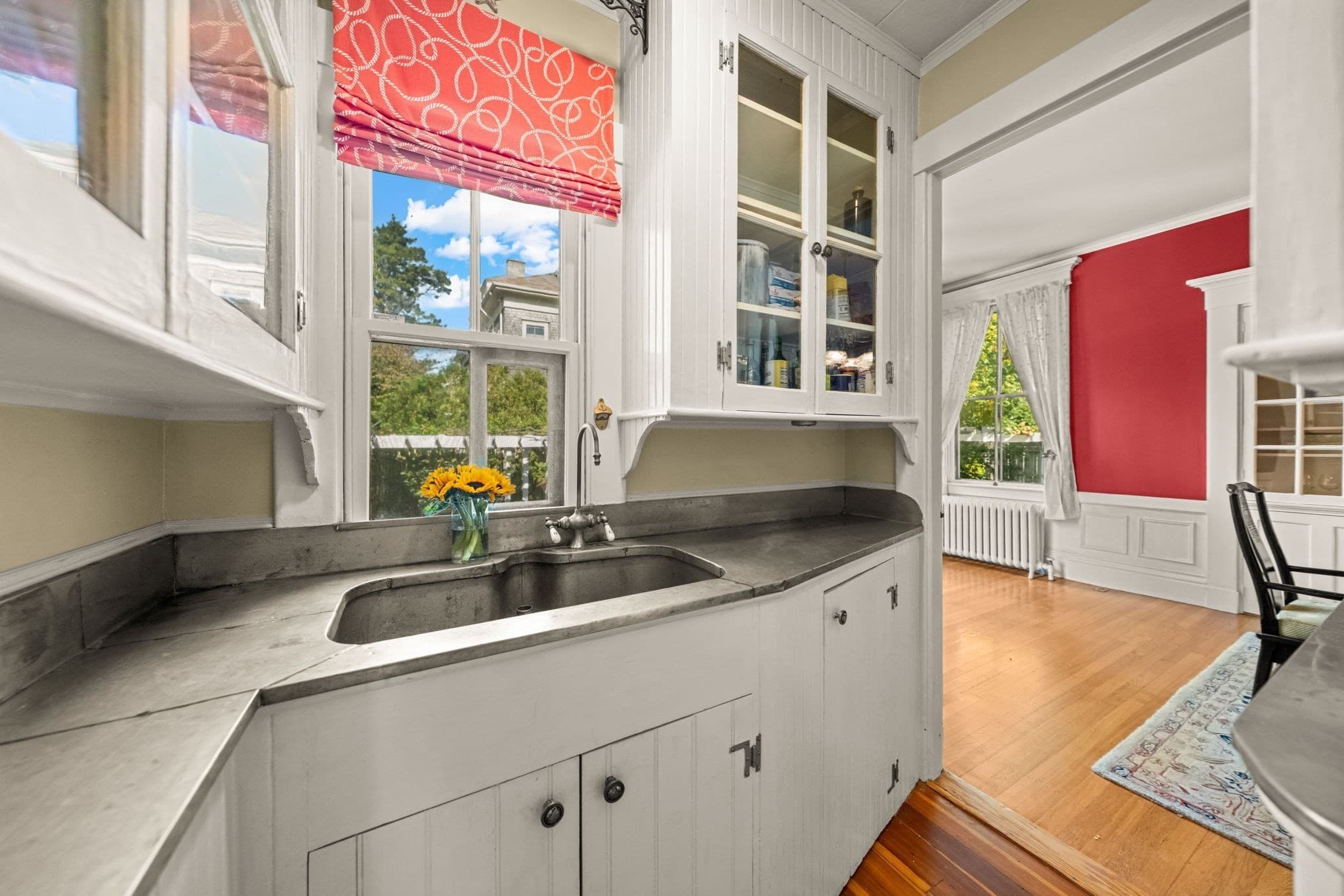 Single Family Residence at 117 Cottage St, New Bedford MA 02740, New Bedford, photo 15 of 42