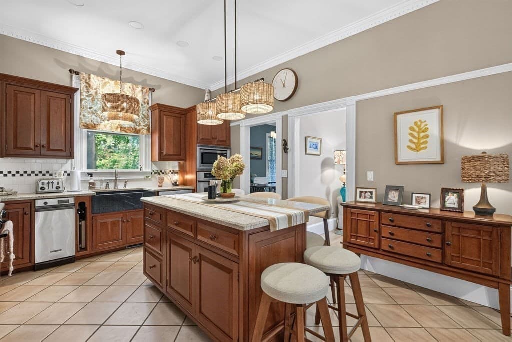 Single Family Residence at 114 Martin St, Rehoboth MA 02769, Rehoboth, photo 14 of 42