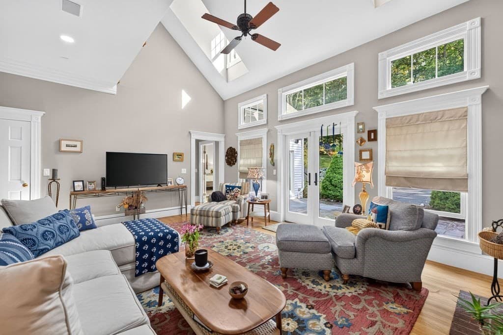 Single Family Residence at 114 Martin St, Rehoboth MA 02769, Rehoboth, photo 11 of 42