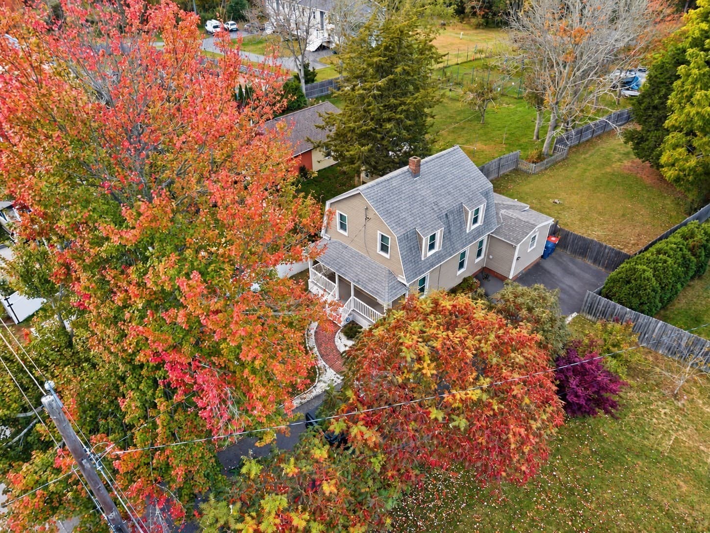 Single Family Residence at 1227 Old Plainville Rd, New Bedford MA 02745, New Bedford, photo 2 of 32