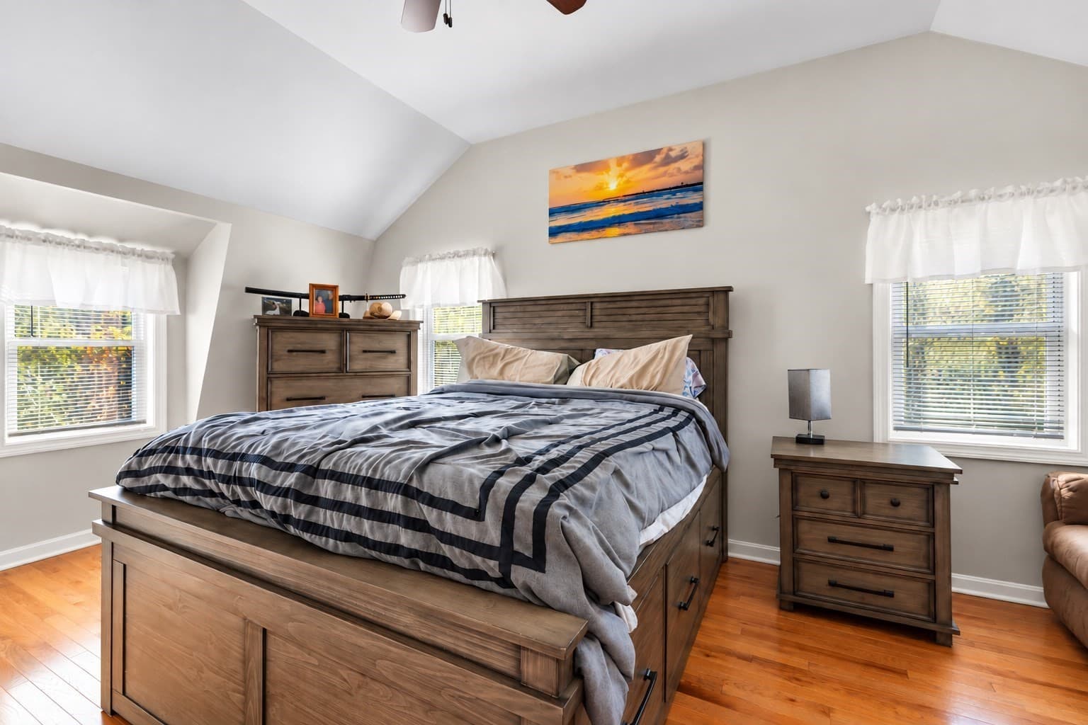Single Family Residence at 1227 Old Plainville Rd, New Bedford MA 02745, New Bedford, photo 20 of 32