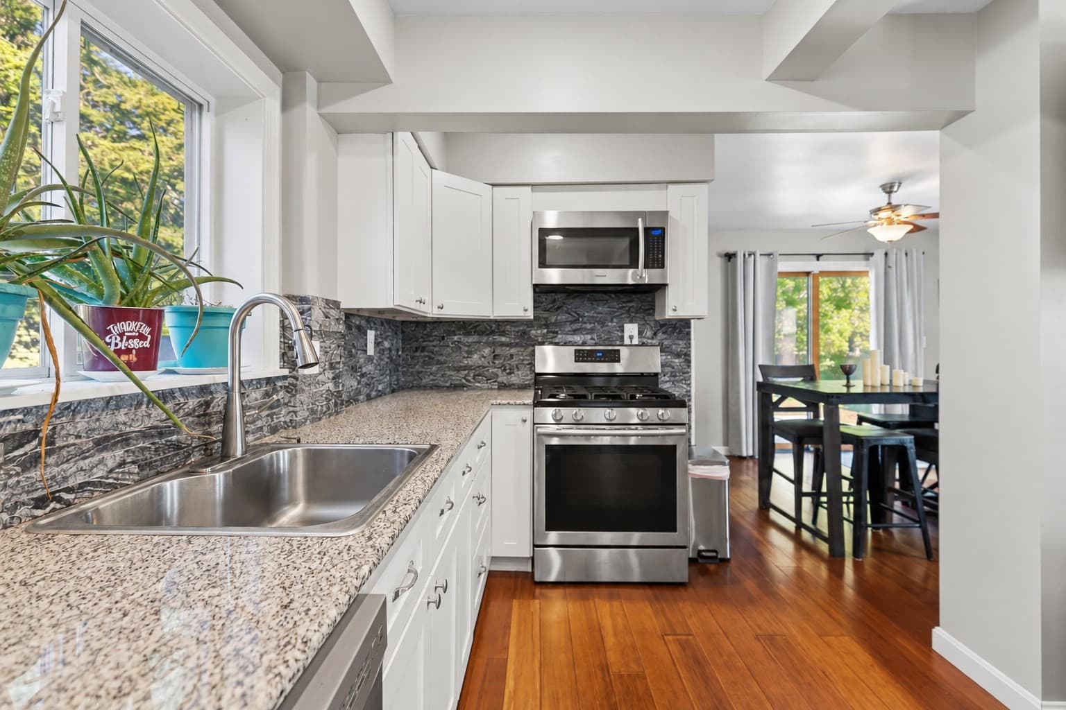 Single Family Residence at 1227 Old Plainville Rd, New Bedford MA 02745, New Bedford, photo 9 of 32