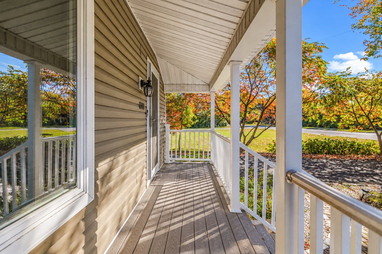 Single Family Residence at 1227 Old Plainville Rd, New Bedford MA 02745, New Bedford, photo 4 of 32