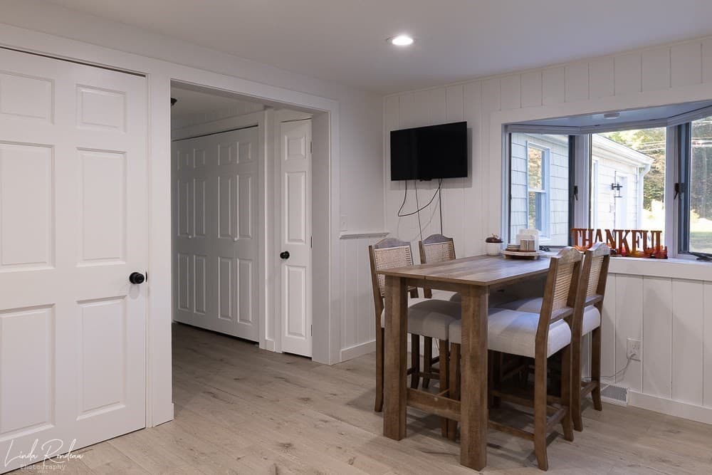 Single Family Residence at 172 Holliston St, Medway MA 02053, Medway, photo 6 of 38