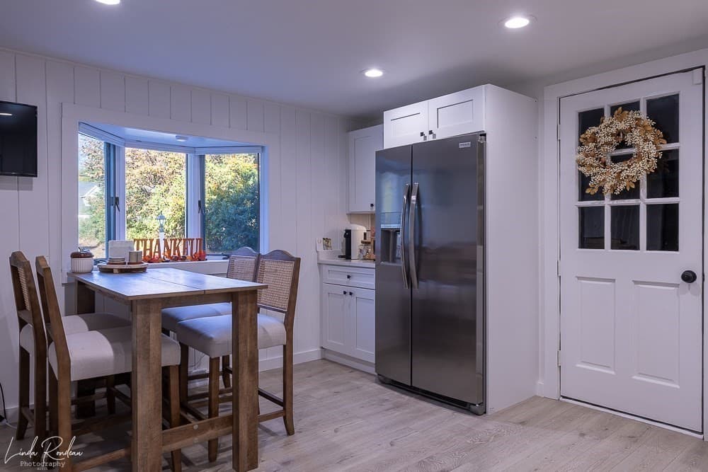 Single Family Residence at 172 Holliston St, Medway MA 02053, Medway, photo 3 of 38