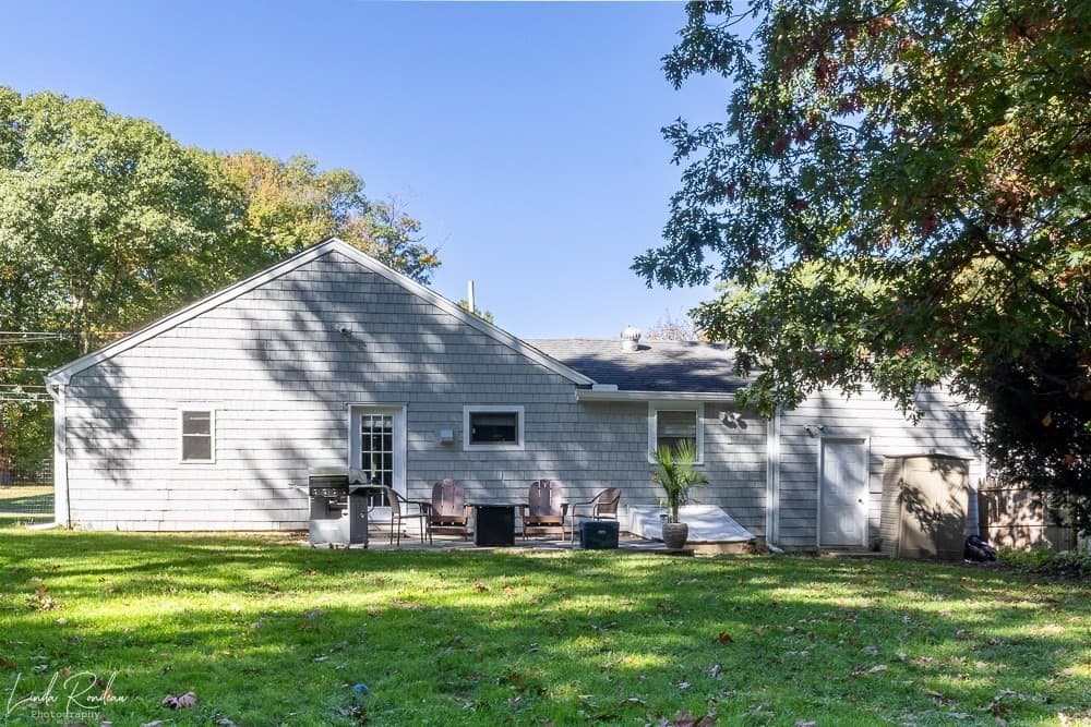 Single Family Residence at 172 Holliston St, Medway MA 02053, Medway, photo 30 of 38
