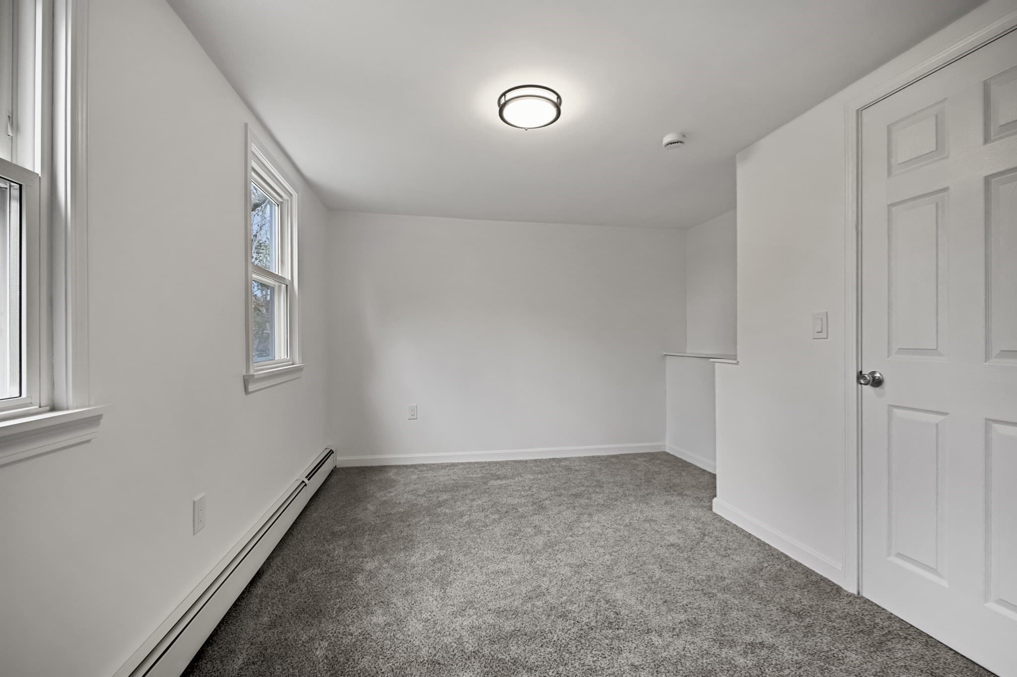 Single Family Residence at 114 Valley Rd, Somerset MA 02726, Somerset, photo 13 of 25