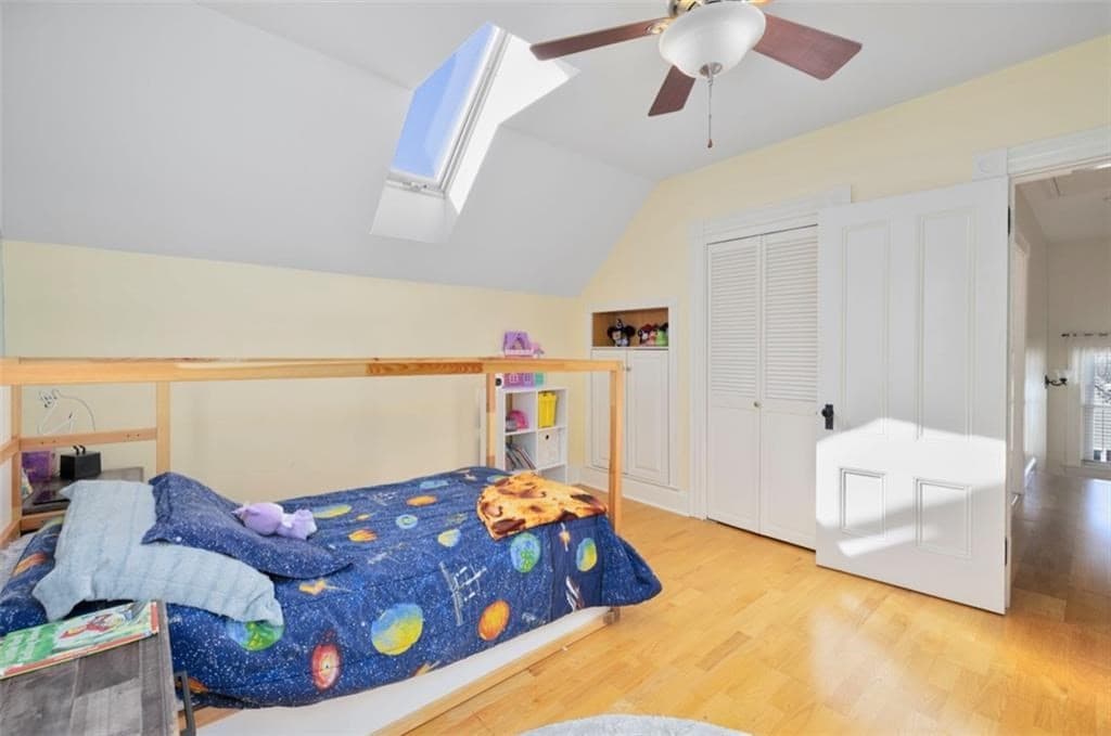 Single Family Residence at 230 Martin St, East Providence RI 02914, photo 27 of 39