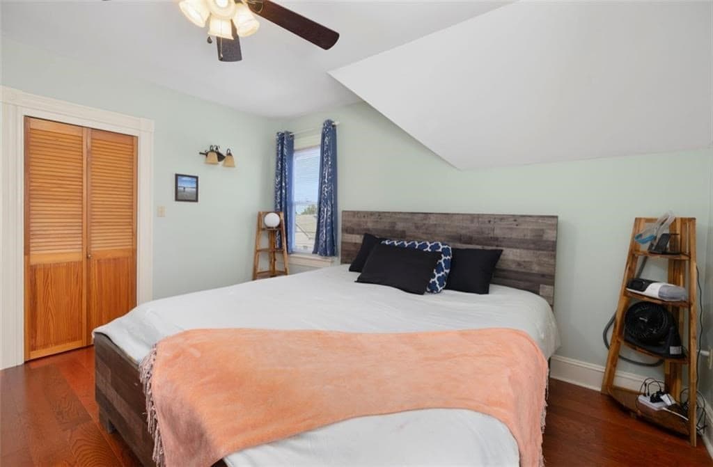 Single Family Residence at 230 Martin St, East Providence RI 02914, photo 17 of 39