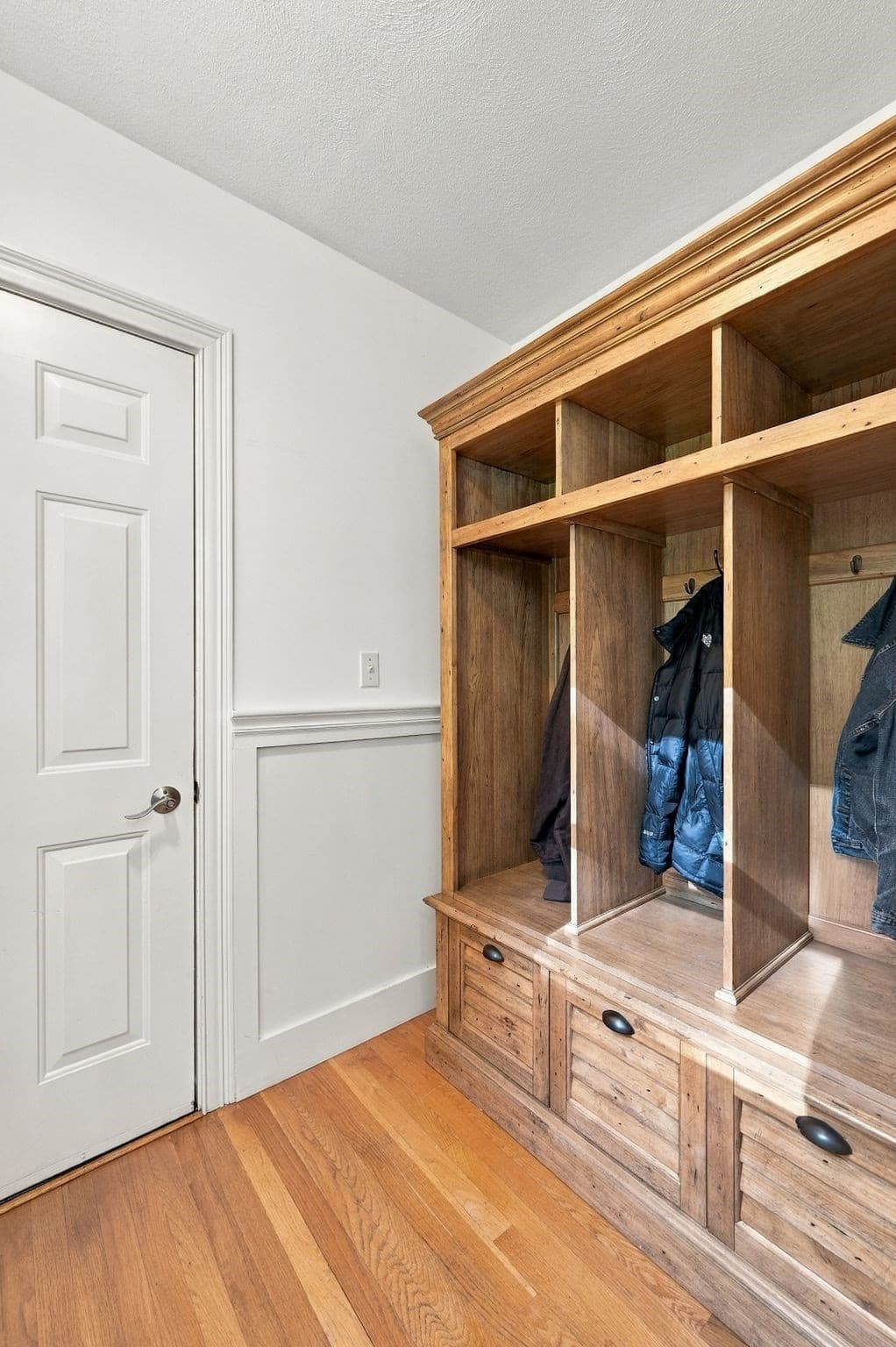 Single Family Residence at 37 Chestnut Street, North Andover MA 01845, North Andover, photo 18 of 41