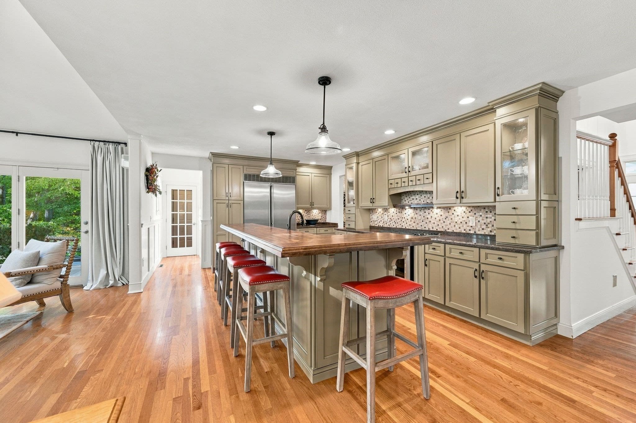 Single Family Residence at 37 Chestnut Street, North Andover MA 01845, North Andover, photo 11 of 41