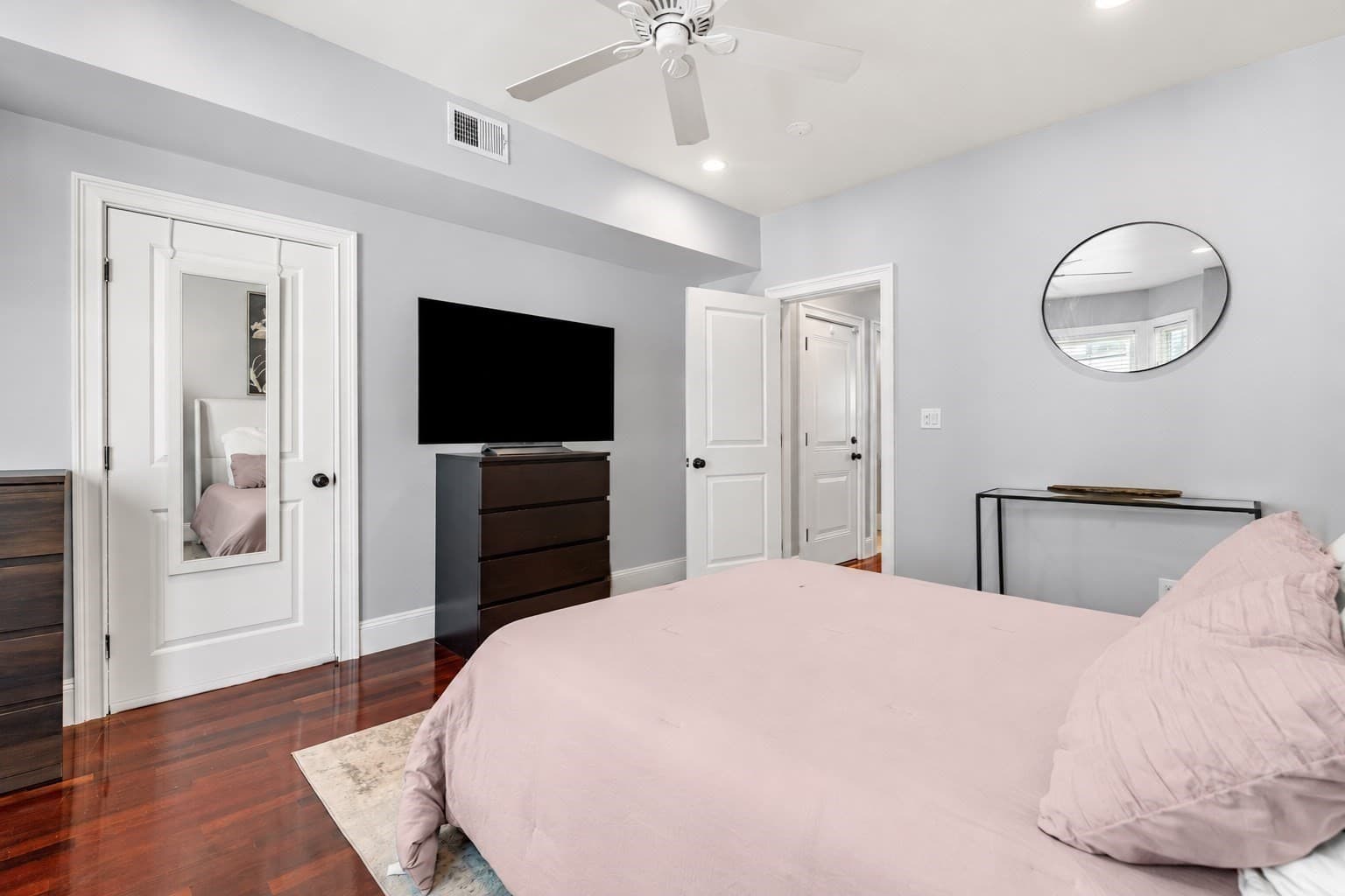 Condominium at 26 Vinton Street # 2, Boston MA 02127, Boston, photo 12 of 19