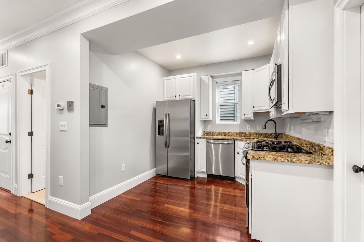 Condominium at 26 Vinton Street # 2, Boston MA 02127, Boston, photo 4 of 19
