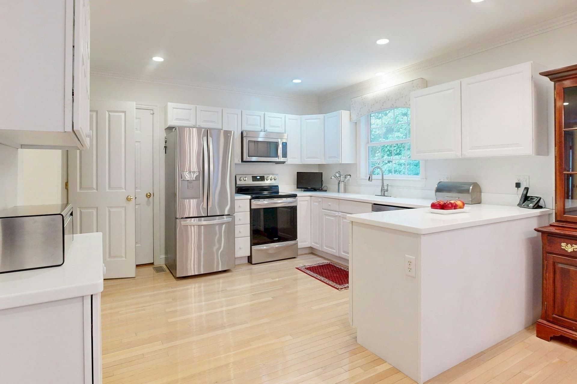 Condominium at 23 Turtlebrook Way # 23, Medfield MA 02052, Medfield, photo 3 of 27