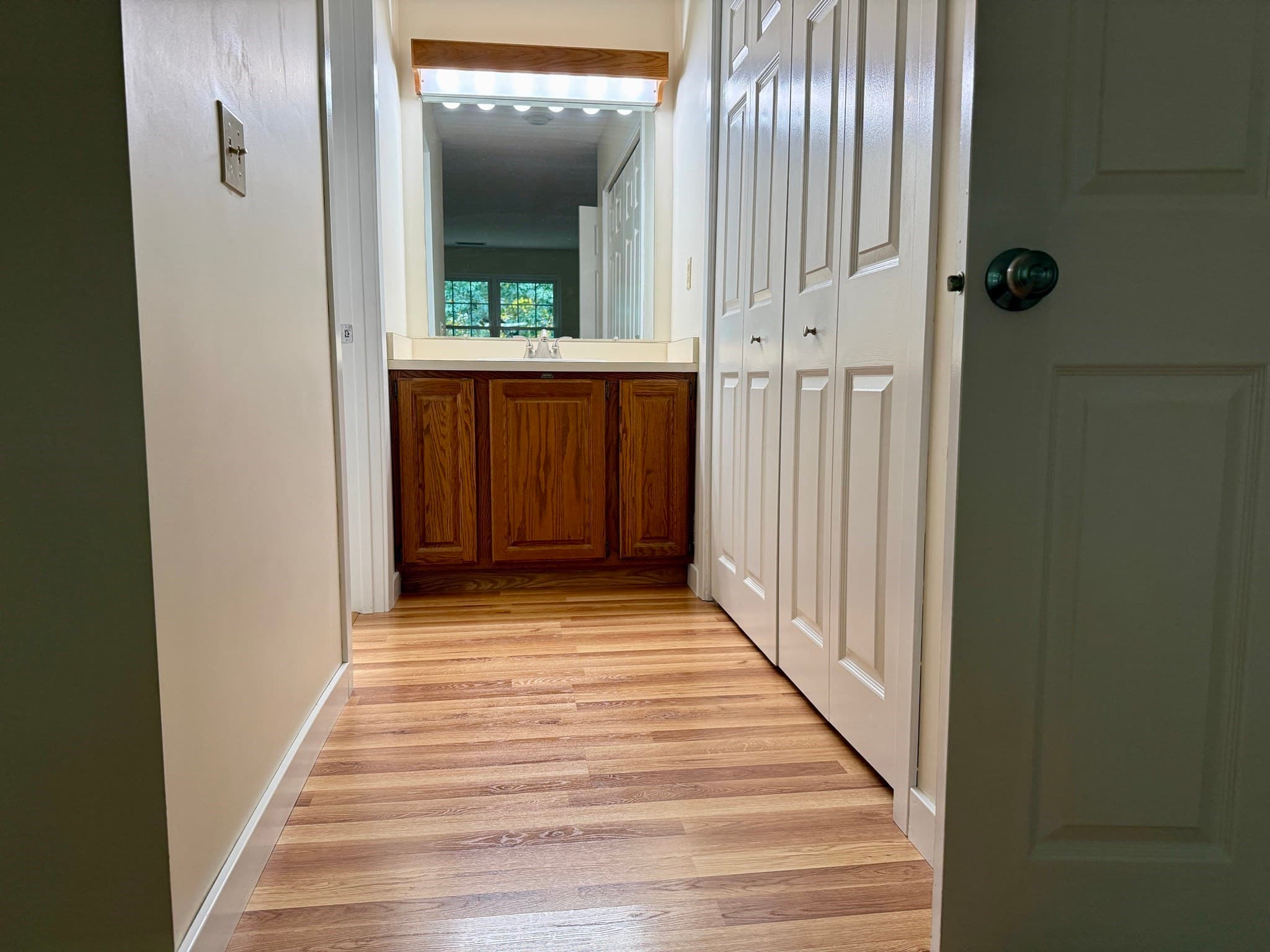Condominium at 7 Victoria Drive # 1, Auburn MA 01501, Auburn, photo 23 of 28