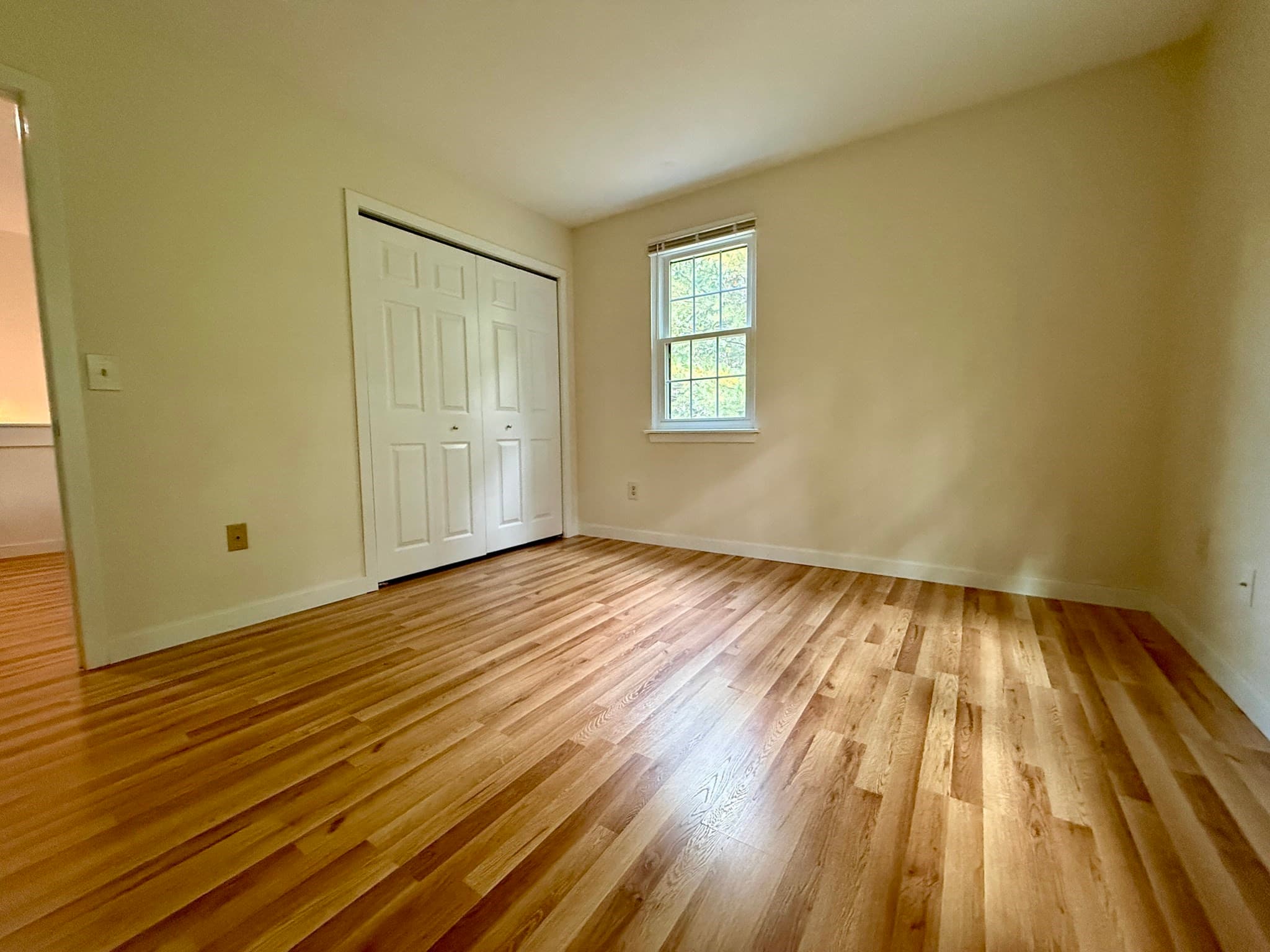Condominium at 7 Victoria Drive # 1, Auburn MA 01501, Auburn, photo 18 of 28