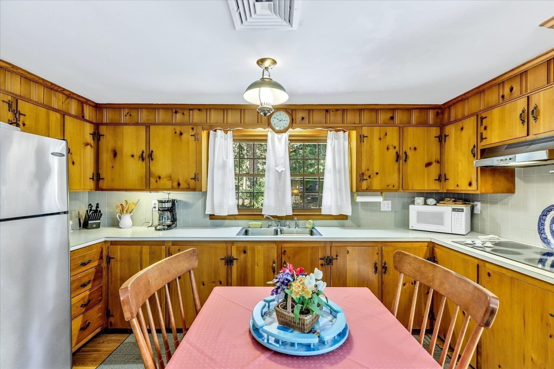 Single Family Residence at 686 Queen Anne Rd, Harwich MA 02645, Harwich, photo 11 of 32