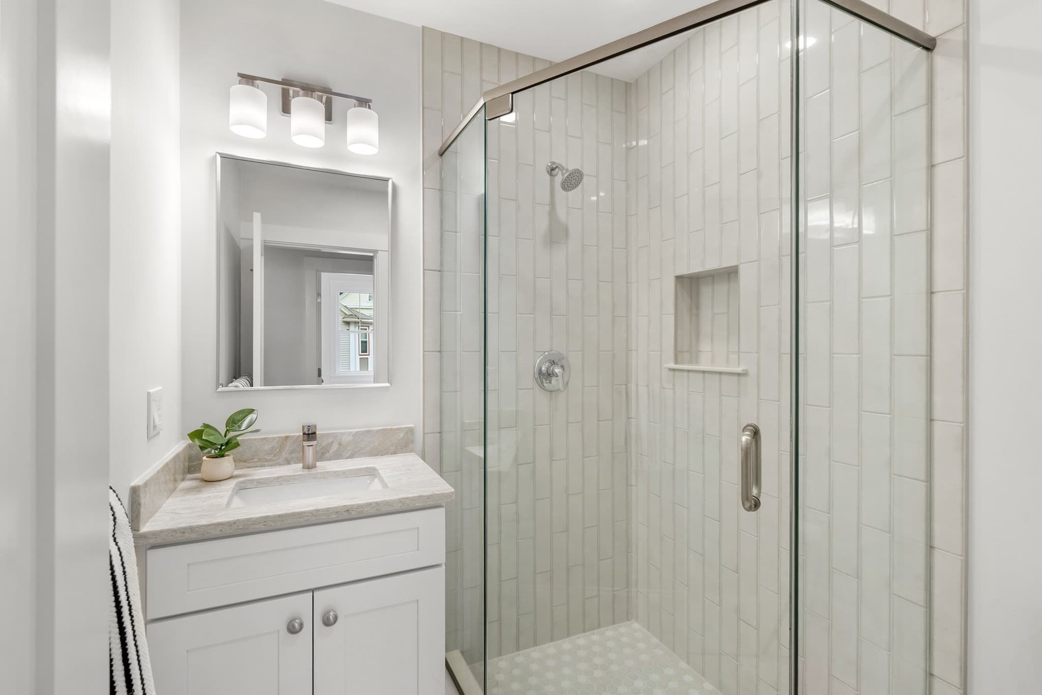 Condominium at 9 Downer Ct # 5, Boston MA 02122, Boston, photo 9 of 16
