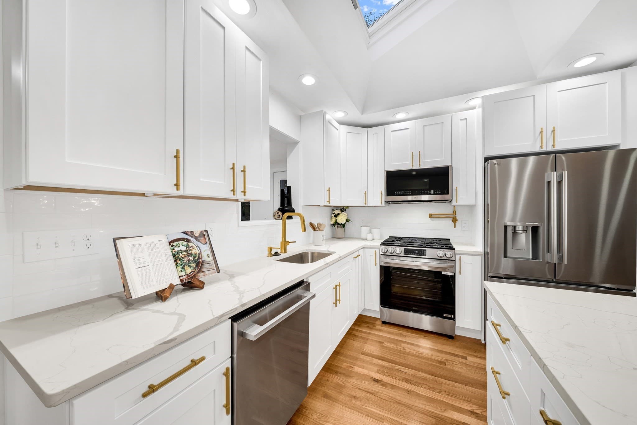 Single Family Residence at 52 Hesper, Saugus MA 01906, Saugus, photo 13 of 40