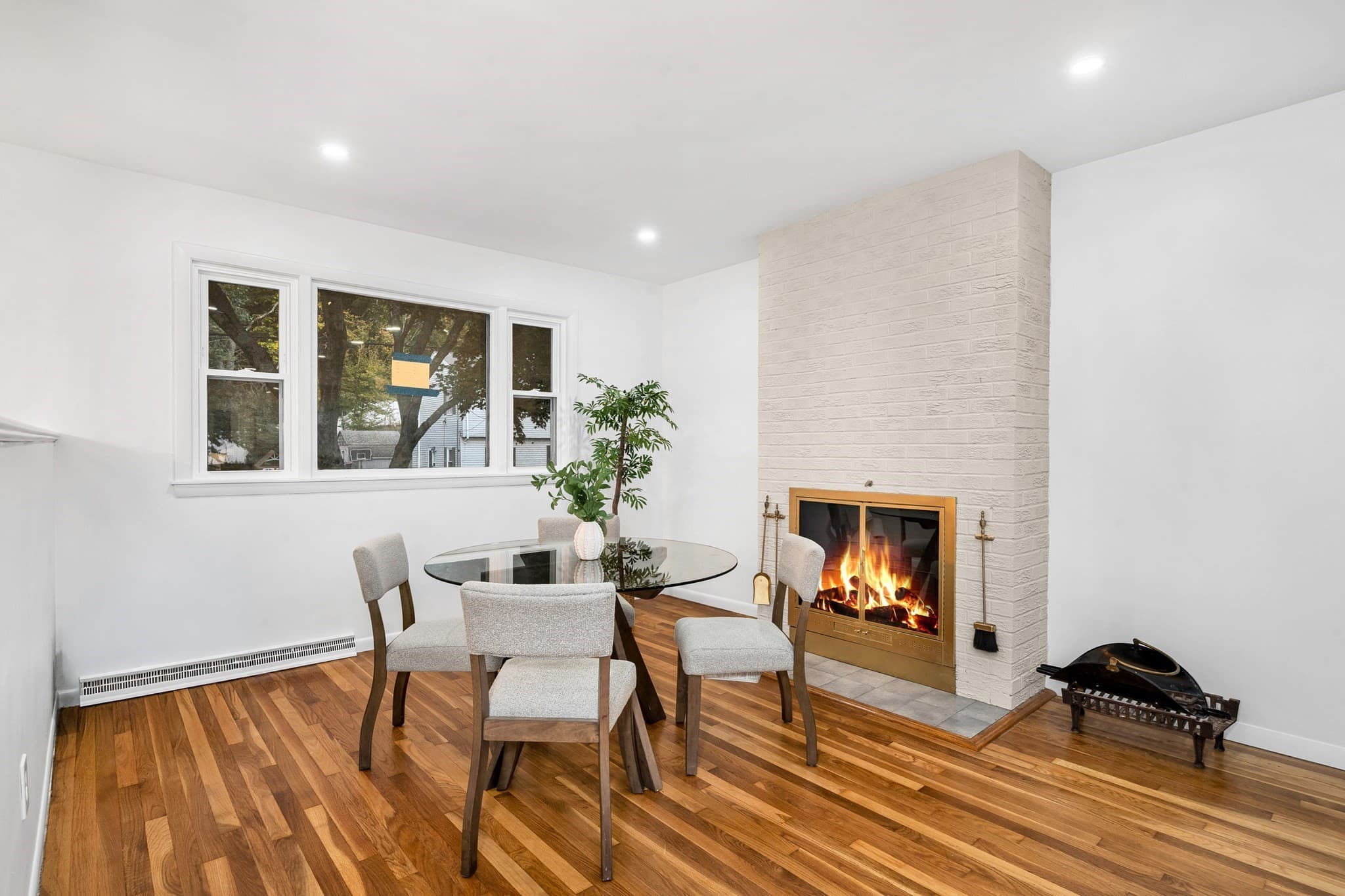 Single Family Residence at 52 Hesper, Saugus MA 01906, Saugus, photo 5 of 40